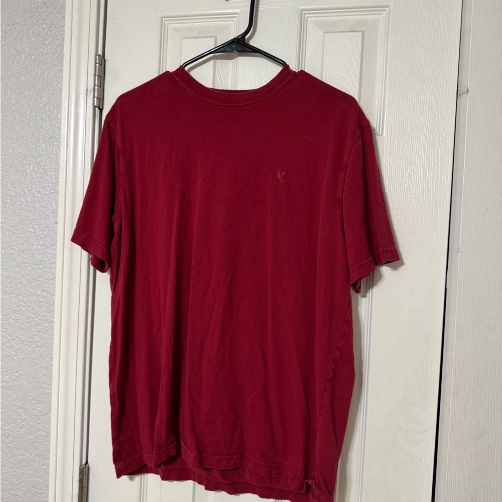 American Eagle Outfitters Deep Red Short Sleeve Tee